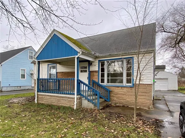 1734 Union St SW, Warren, OH 44485