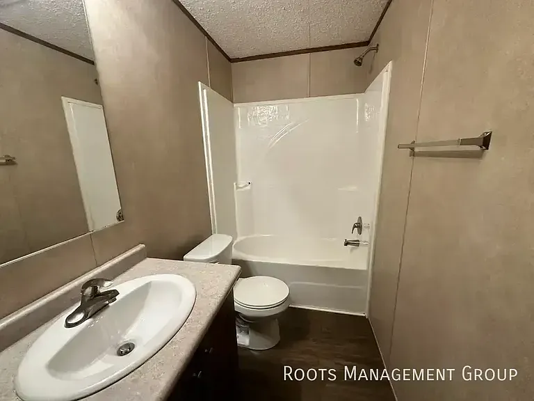 2088 E Empire Ave #160 — Photo 8