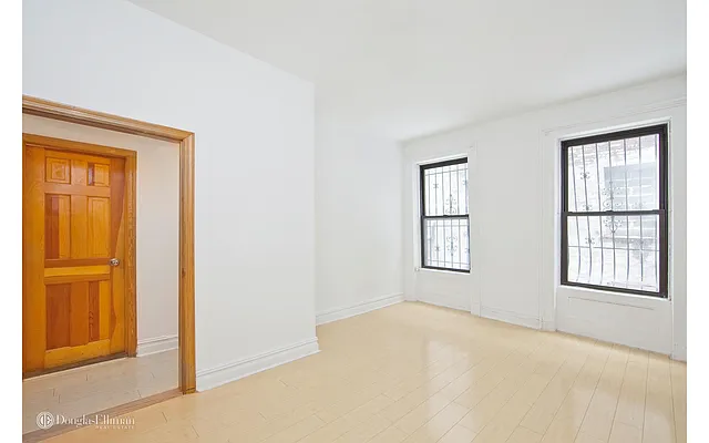 Rented by Douglas Elliman | media 31