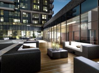 20 Inn On The Park Dr, Toronto, ON M3C 2J7