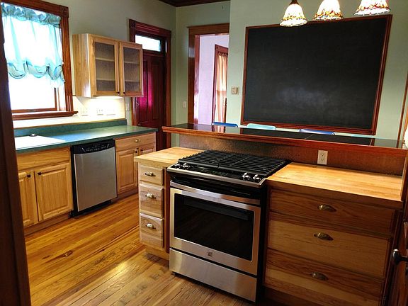 Kitchen includes new gas range