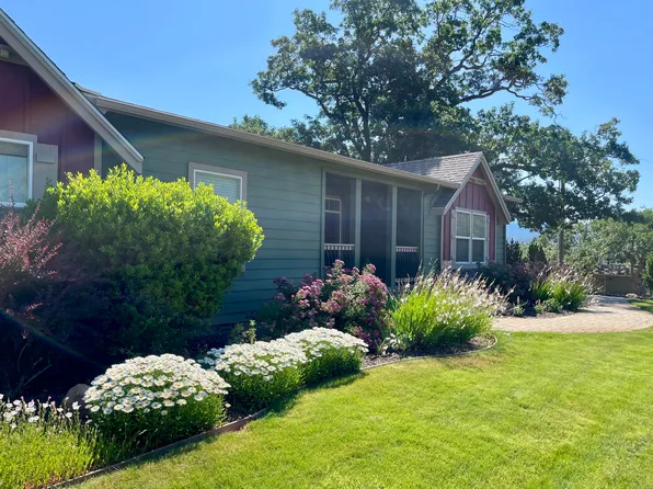 1275 Neil Creek Rd, Ashland, OR 97520