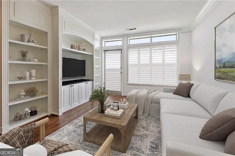 1st image of 3334 Peachtree Rd NE APT 109