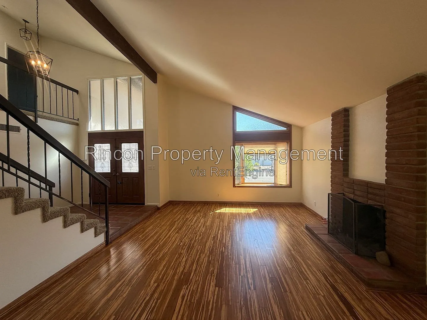 3 bed, 2.5 bath, 1914 sqft, $5,195 — Photo 1
