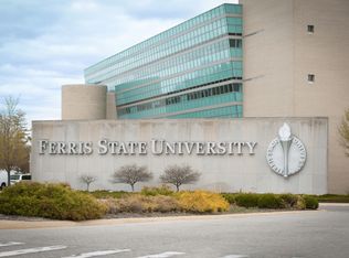 19500 Forteen Mile Rd #17907978, Big Rapids, MI 49307