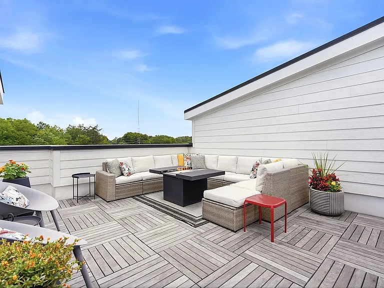 1016 Tipton St — Photo 23