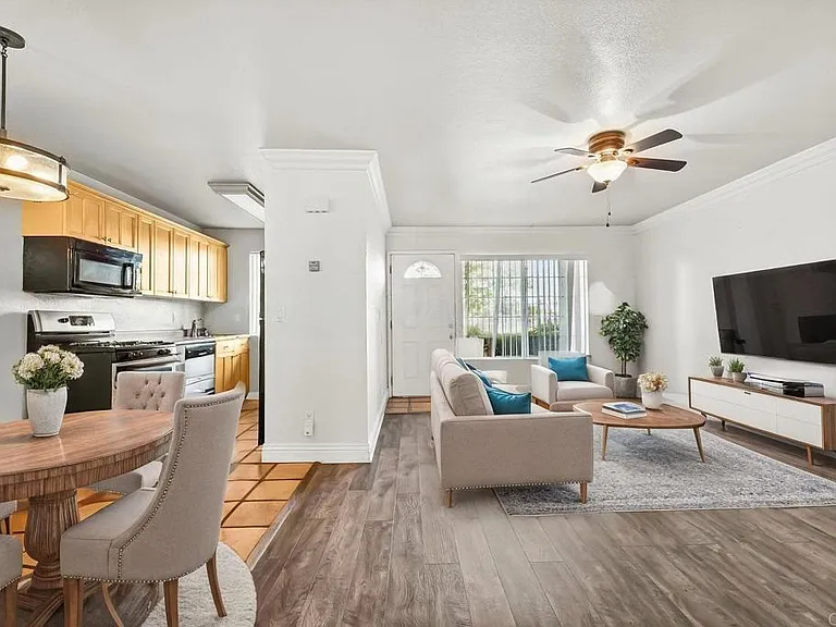 4775 Seminole Dr #105 — Photo 11