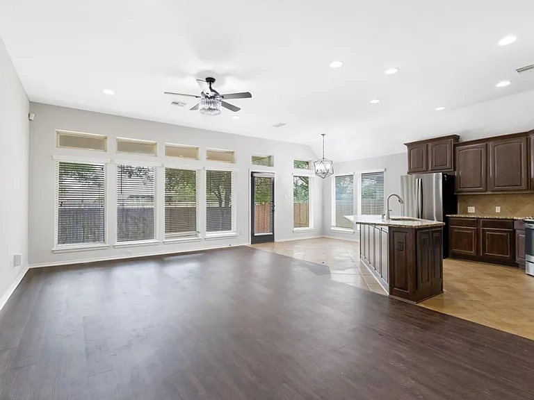 2185 Range Rd — Photo 13