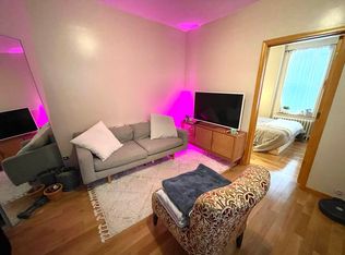 31-15 35th St #1F, Astoria, NY 11106