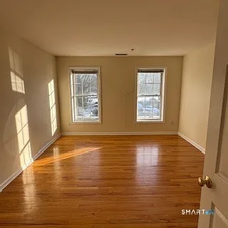 2 bed, 1.0 bath, 840 sqft, $2,350 — Photo 4