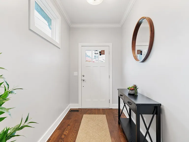 223B Orlando Ave — Photo 4