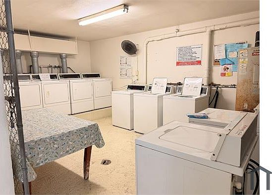 4th image of 6503 Winfield Blvd #D-111