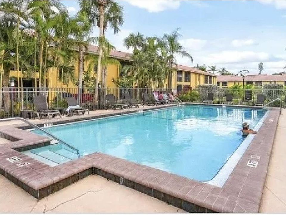 1st image of 9895 Citadel Ln Unit 103