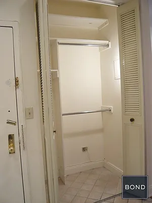 Rented by Bond New York | media 6