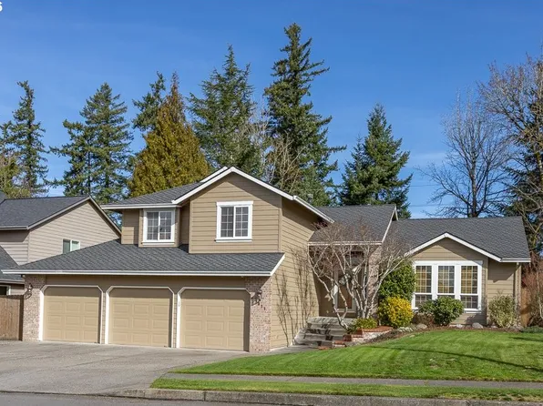 1811 NW 19th St, Gresham, OR 97030