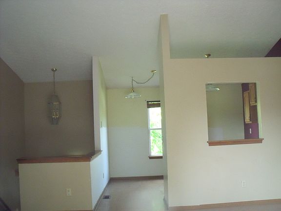 3rd image of 4200 Demorest Cove Ct