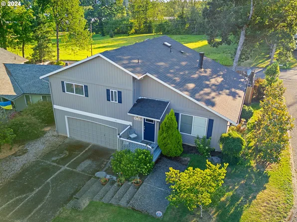 12111 SE Grove Loop, Milwaukie, OR 97222