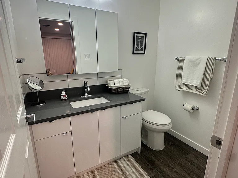 815 4th Ave SW — Photo 15
