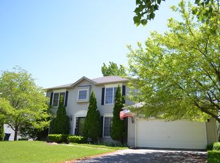 4812 Clearwater Ln, Naperville, IL
