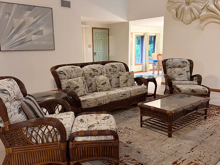 4932 Hidden Oaks Trl — Photo 4