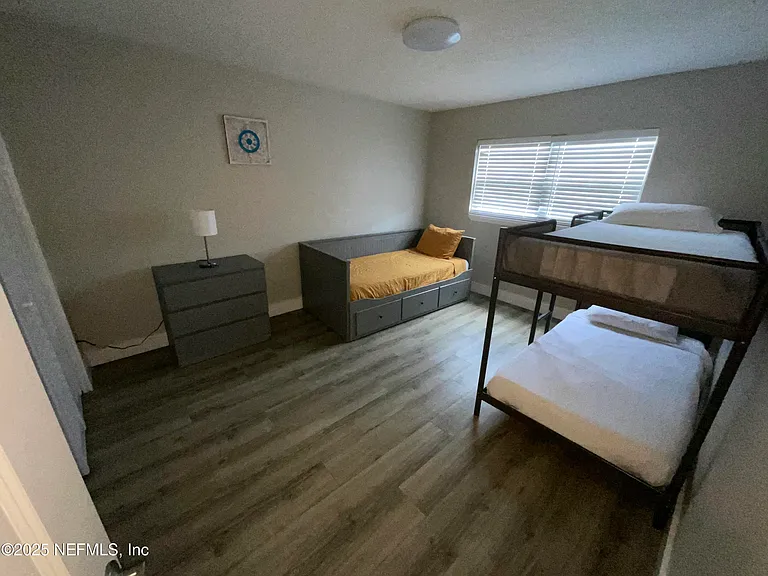 318 Arricola Ave #101 — Photo 27