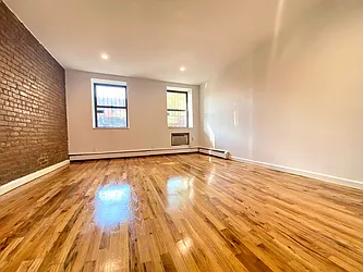 Rented by Nolita Group