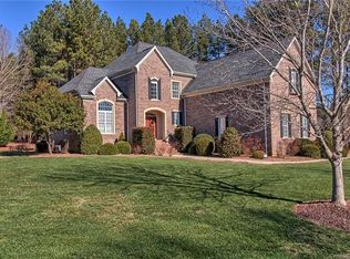 909 Olive Mill Ln, Matthews, NC 28104