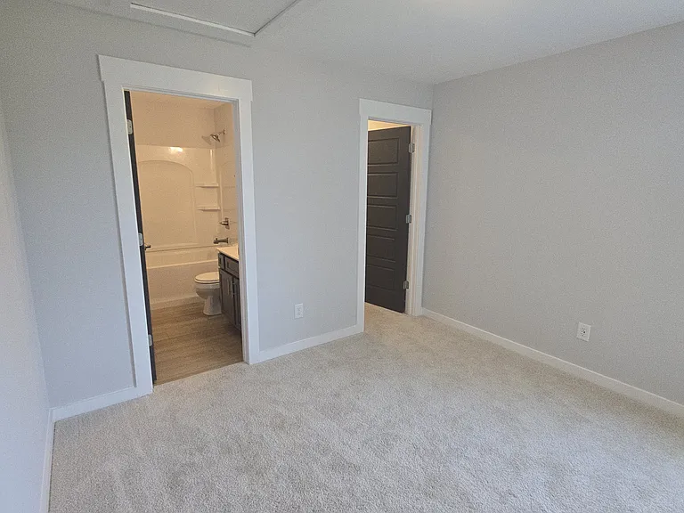 511 Kalman Ln #4 — Photo 11