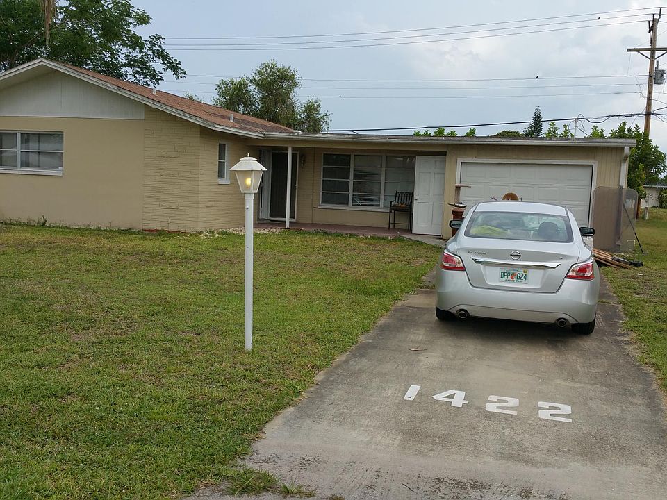 1st image of 1422 Kimdale St E