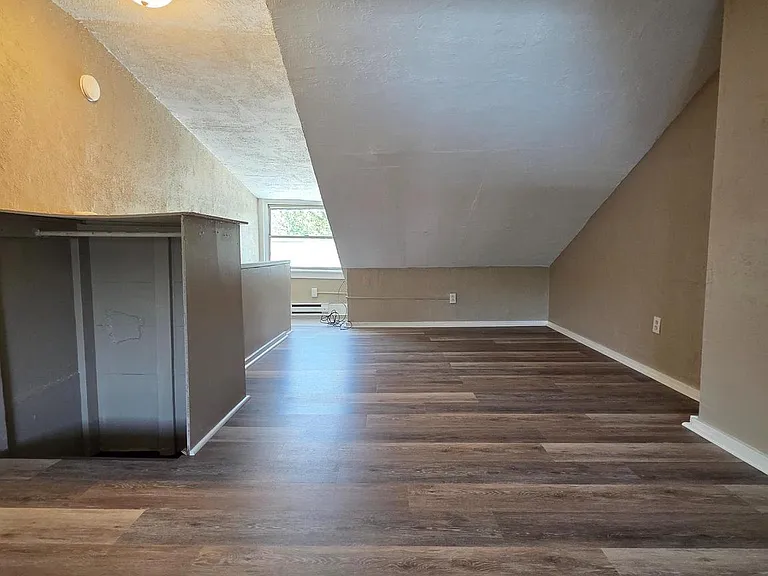 716 Church St — Photo 10