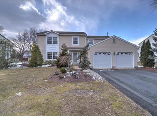 8 Regal Rd, Manalapan, NJ 07726