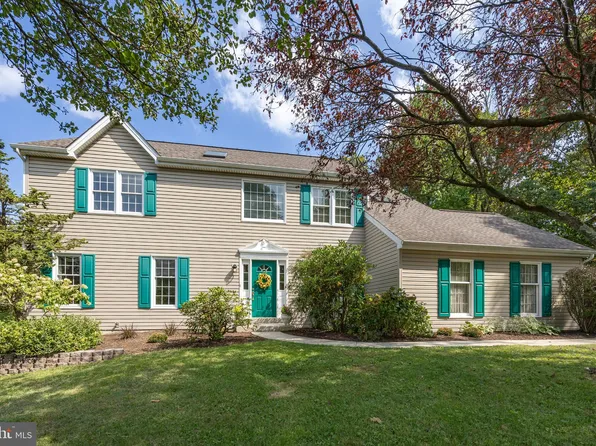 1501 Grovenor Ct, West Chester, PA 19380