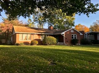 516 Eden Park Dr, Rantoul, IL 61866