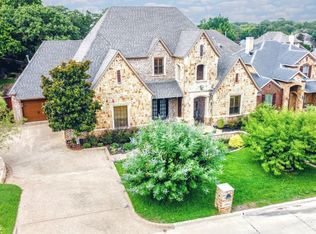 5400 Hidden Trails Dr, Arlington, TX 76017