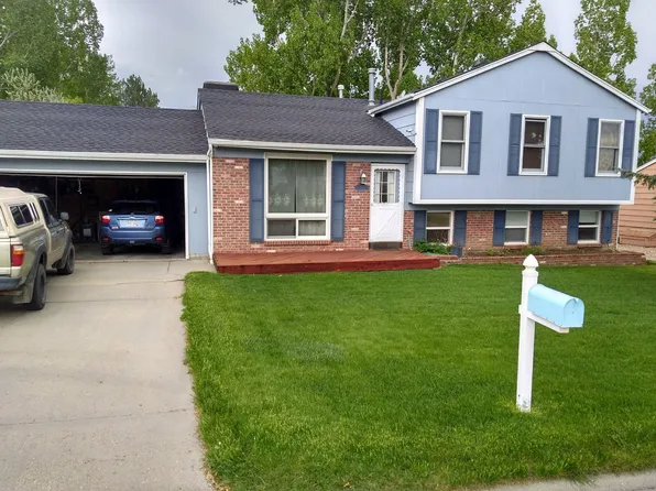 833 Finley Ln, Craig, CO 81625