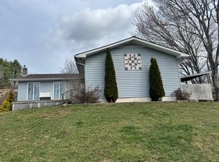 312 Johnson Rd, Newland, NC 28657