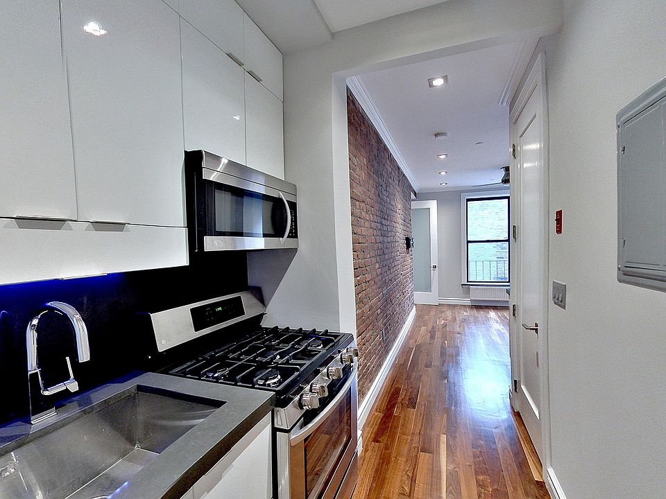 1st image of 202 E 13th St APT 4H