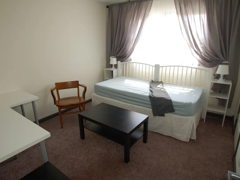 2nd Bdrm/Offc