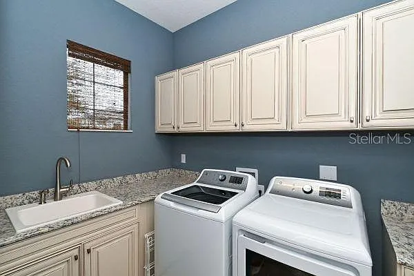 5507 Arnie Loop — Photo 35