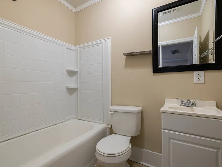 270 Riggs Dr — Photo 10