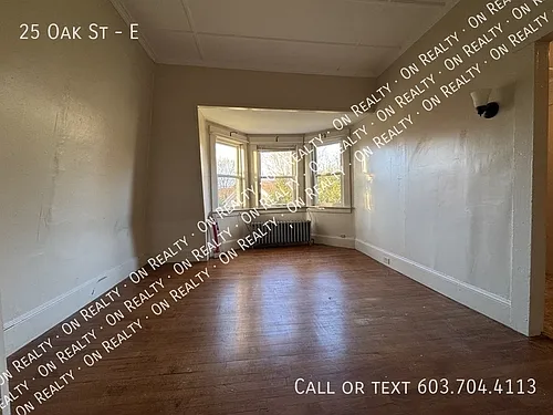 25 Oak St #E Photo 1