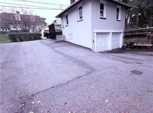 1754 Genoa St, Bethlehem, PA 18018