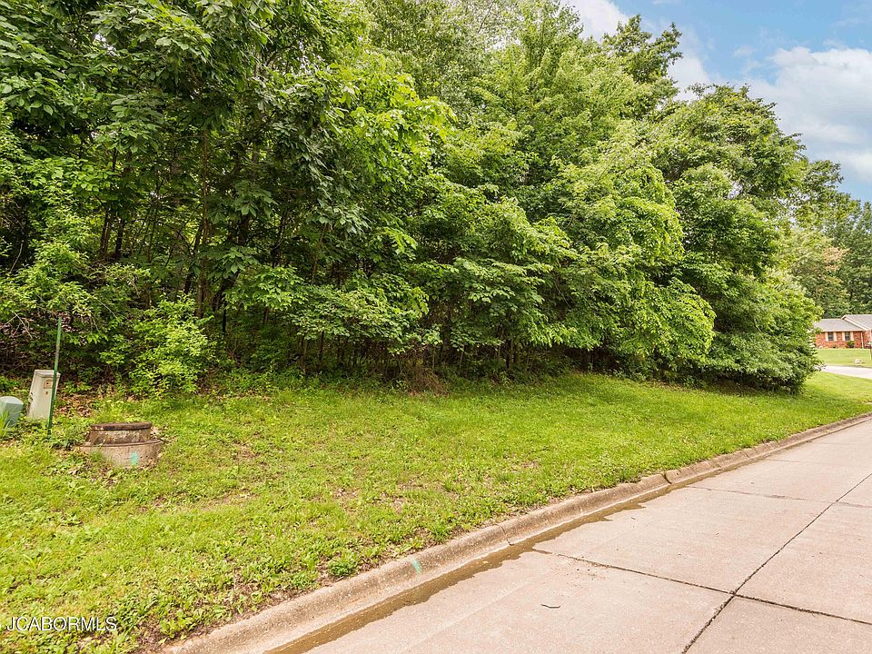 1st image of 2512 Jennifer Dr