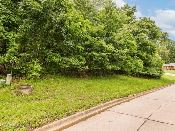 2512 Jennifer Dr, Jefferson City, MO 65101