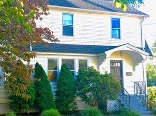 63 Reynolds Dr, Fairfield, CT 06824