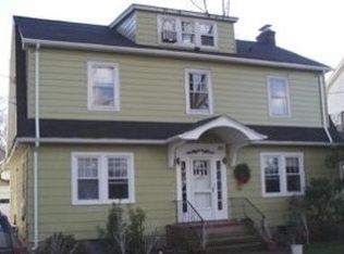 60 Park Ave, Port Washington, NY 11050