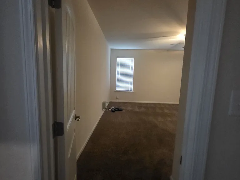 1393 Shipyard Dr — Photo 21
