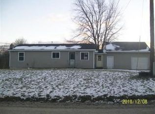 20 E Pakes Rd, Stanton, MI 48888