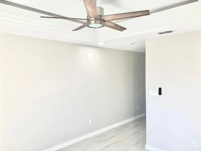 2218 Corales St — Photo 14