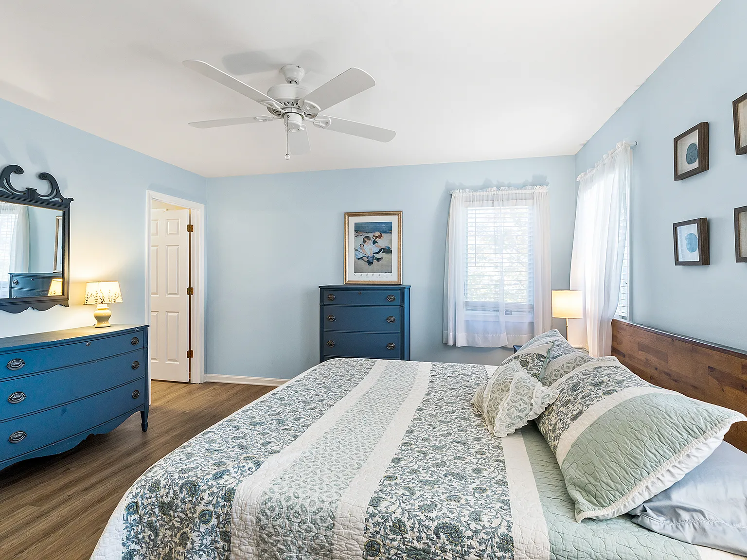 4 bed, 2.5 bath, 1980 sqft, $3,400 — Photo 4